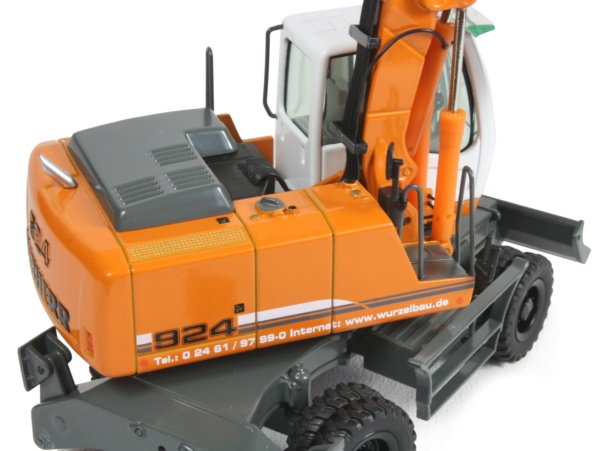 Liebherr A924C Wheeled Excavator