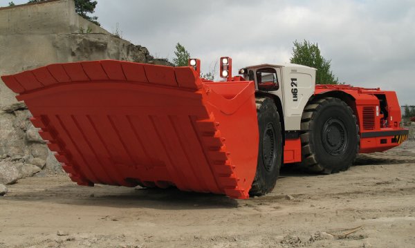 Sandvik LH621 Underground Loader