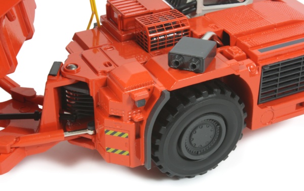 Sandvik TH550 Underground Hauler