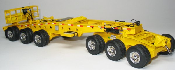 Peterbilt 379 with Nelson 3x3x3 Trailer