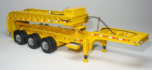 Peterbilt 379 with Nelson 3x3x3 Trailer