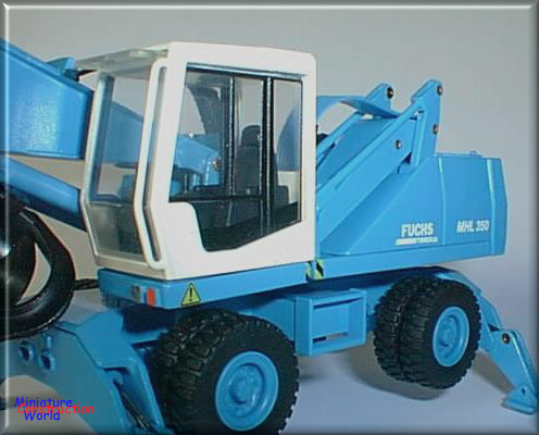 Fuchs Terex MHL350 Material Handler