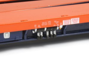 Drake 4x8 Swing Wing Trailer with Kenworth K200