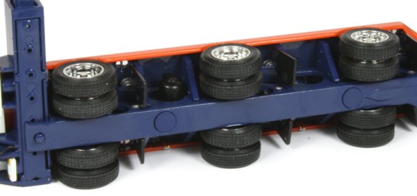 Drake 4x8 Swing Wing Trailer with Kenworth K200