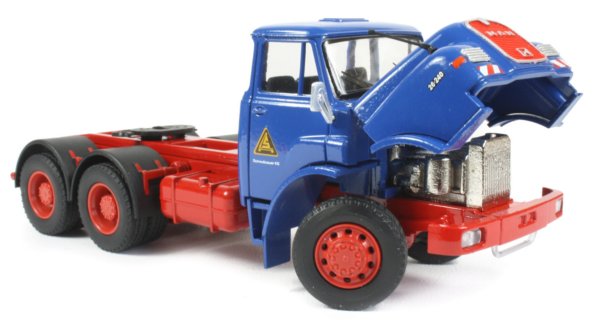 MAN DHAS 24.240 3-axle Truck with 2-axle Low Loader