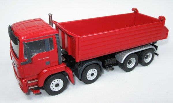 MAN 4-axle dump truck