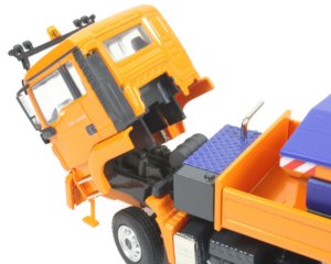 MAN 2-Axle Truck with Plow & Gritter