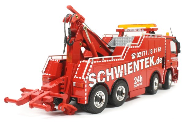 Actros 8x4 with Brechtel Recovery Body