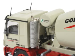 Mercedes Actros MP3 with Stetter mixing body