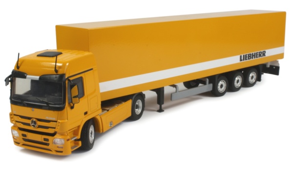 Actros Tractor with 3-axle Box Trailer