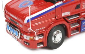 Scania T with drop-side trailer and Moffett Mounty