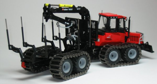 Valmet 890 forwarder
