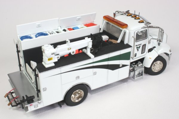 Peterbilt 335 Mechanics Truck (Vermeer)