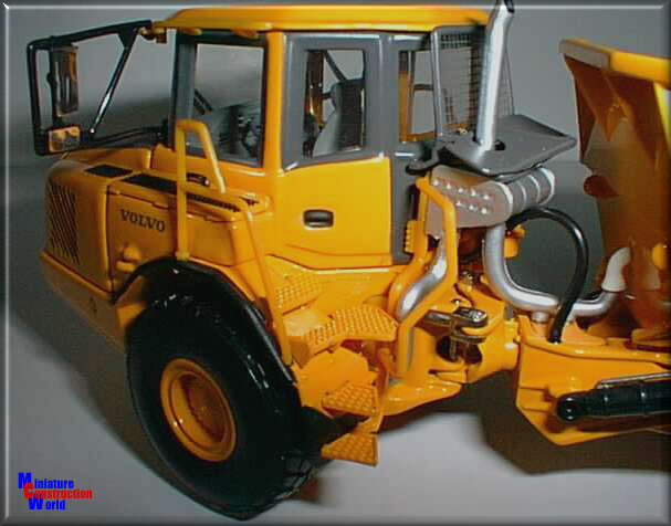 A25D Articulated Dumptruck