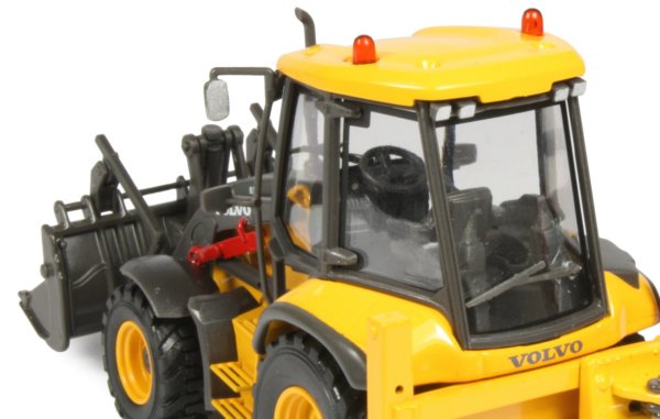 Volvo BL71B Backhoe Loader