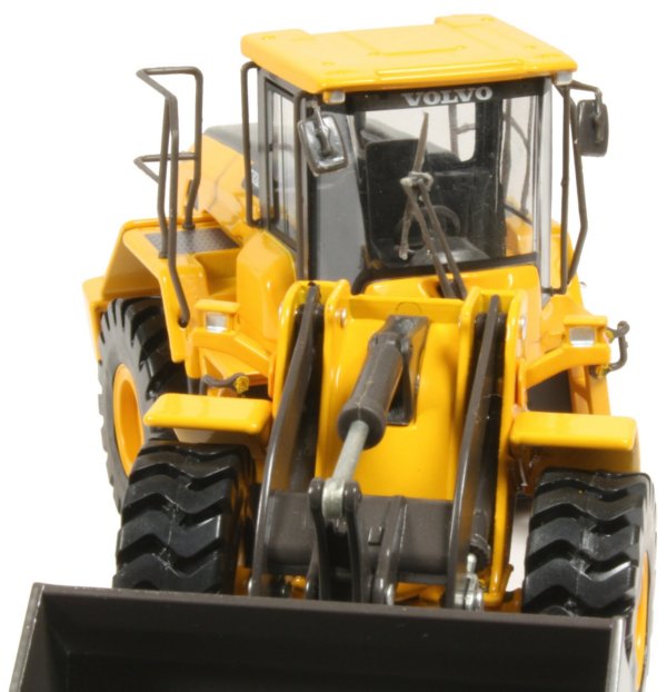 Volvo L105 Wheel Loader