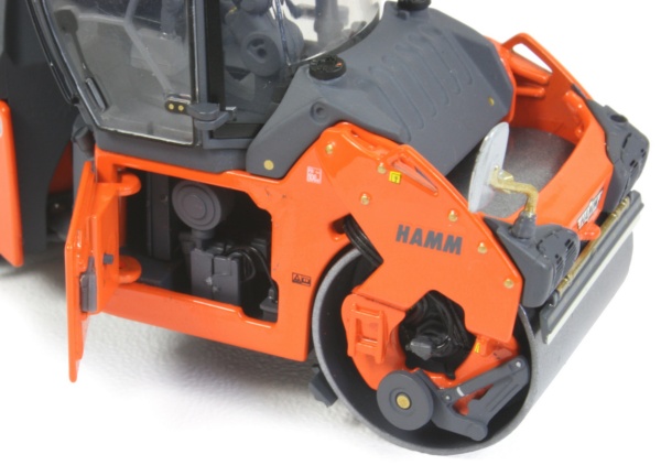 Hamm HD+110 Tandem Drum Roller