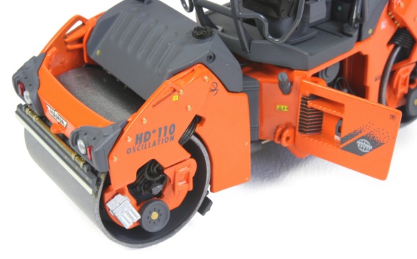 Hamm HD+110 Tandem Drum Roller